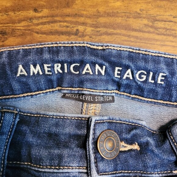 American Eagle Jeans 8 R Next Level Stretch Jegging Crop Medium Dark Wash Ripped - Picture 4 of 11
